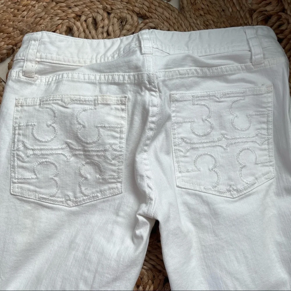 White Women's Jeans with Embroidered Back Pocket